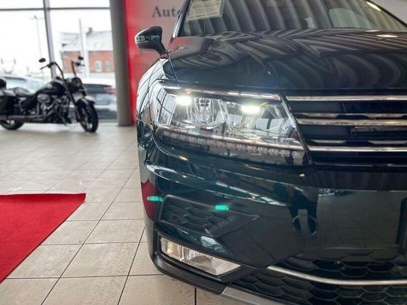 Gebraucht VW Tiguan Highline 150 PS (110 kW) 2017 Grün SUV