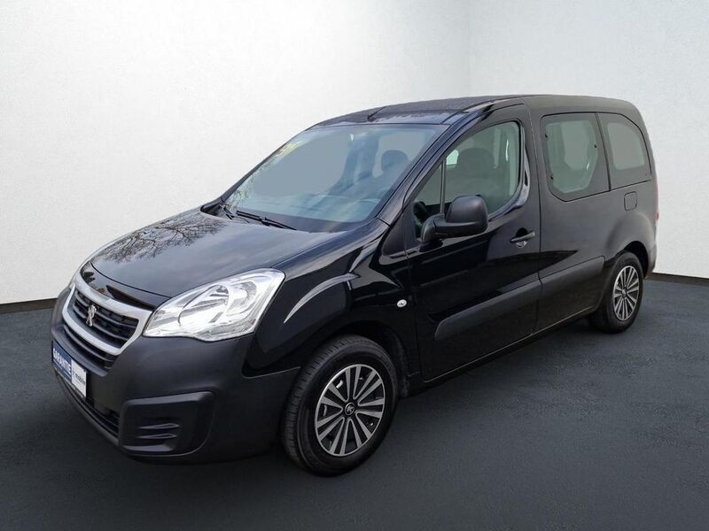 Gebraucht Peugeot Partner Tepee Active 98 PS (72 kW) 2017 Schwarz Van / Kleinbus
