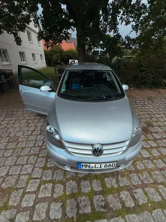 Gebraucht VW Golf Plus United 122 PS (89 kW) 2008 Silber Van / Kleinbus