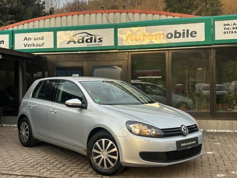 Silber Gebraucht 2010 VW Golf VI Trendline Limousine | 2.999 € (Superpreis) - Bild 1/4