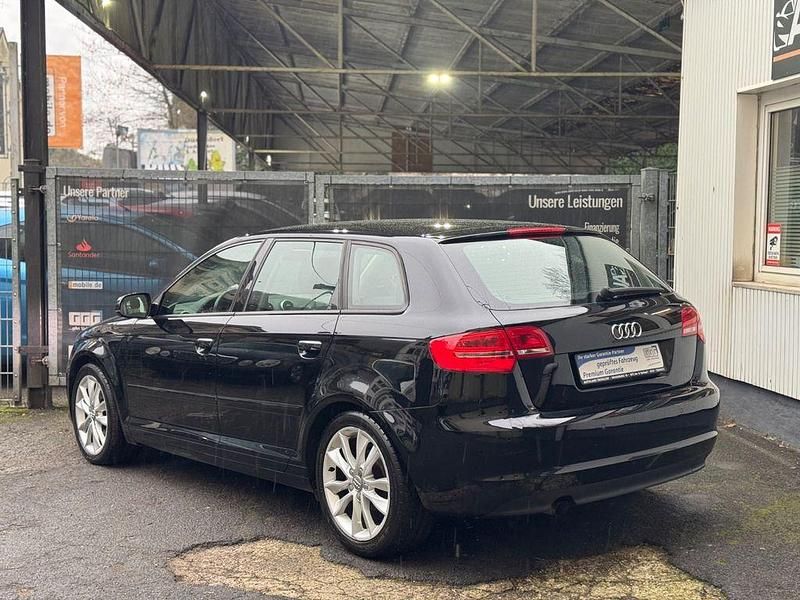 Gebraucht Audi A3 Ambition 105 PS (77 kW) 2010 Schwarz Limousine