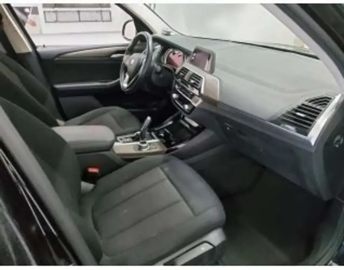 Gebraucht BMW X3 190 PS (139 kW) 2018 Saphirschwarz SUV