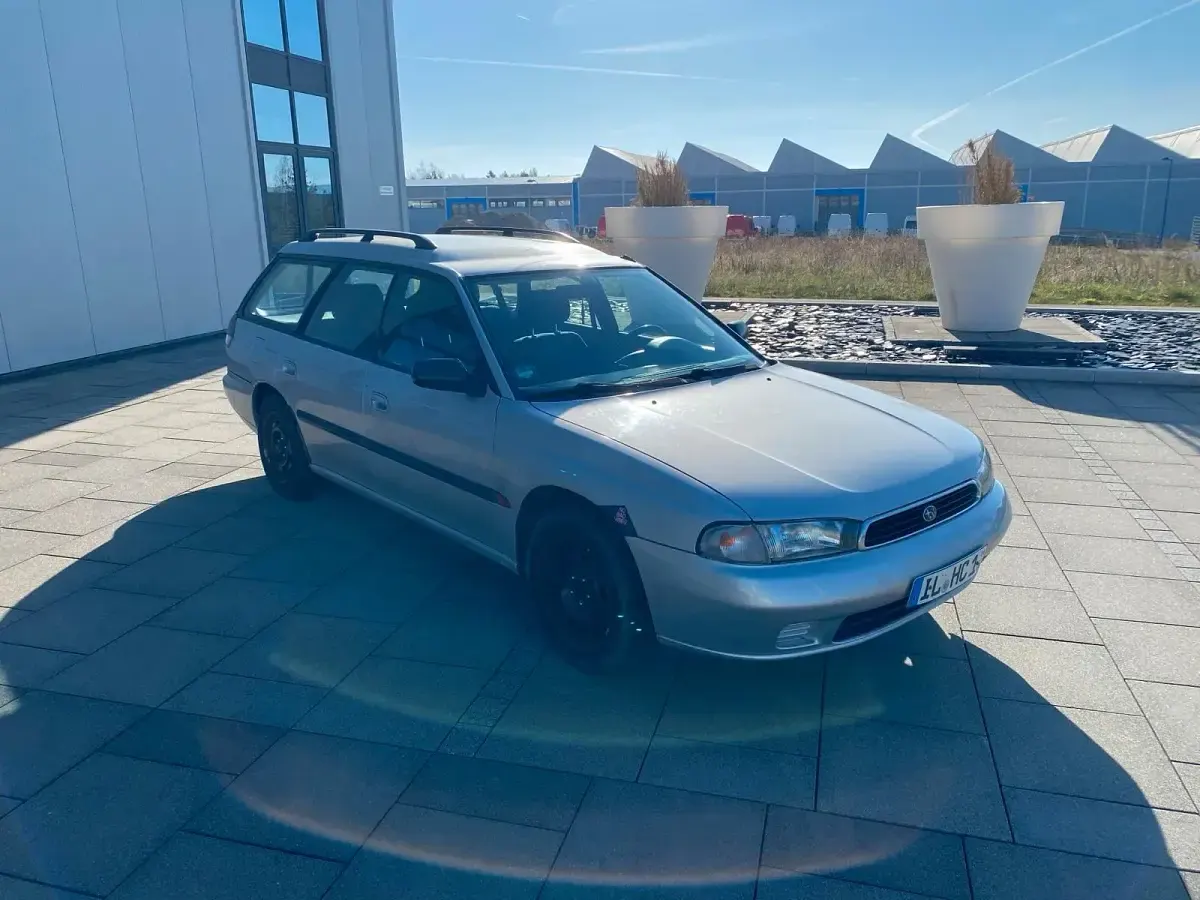 Gebraucht Subaru Legacy 116 PS (85 kW) 1997 Silber Kombi