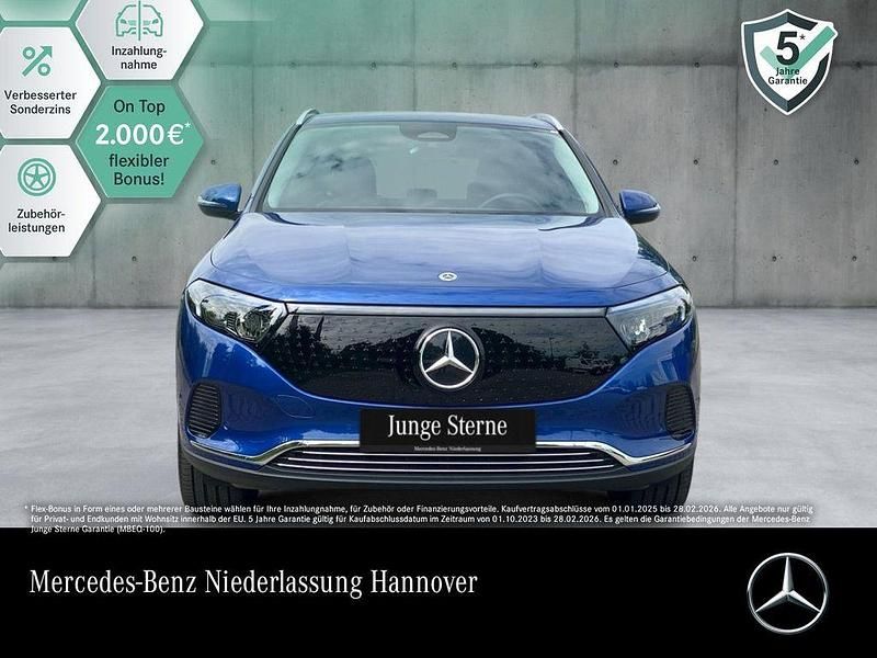 Blau Gebraucht 2024 Mercedes EQA250+ Advanced SUV | 35.990 € (Guter Preis) - Bild 1/3