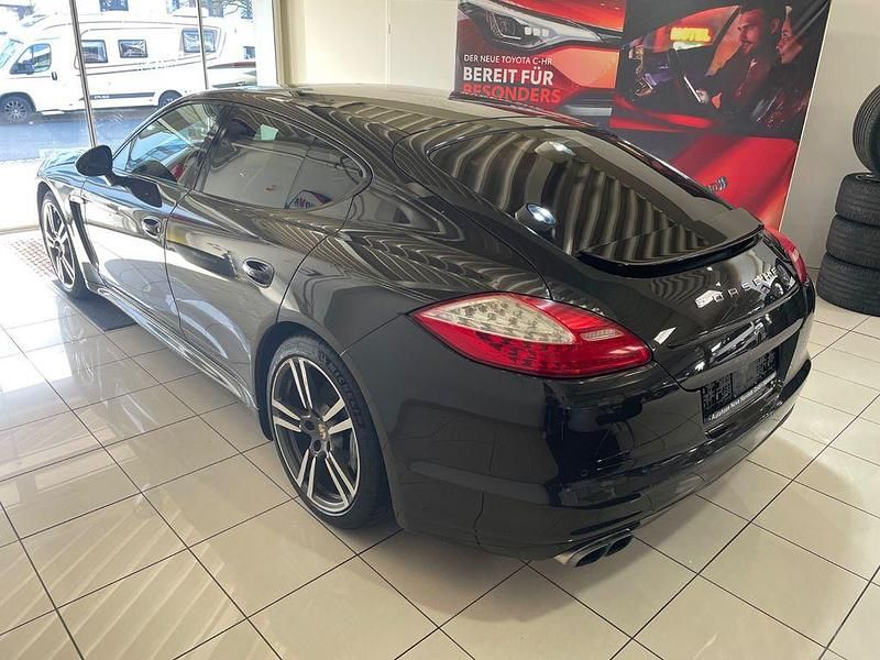 Gebraucht Porsche Panamera 4S 400 PS (294 kW) 2011 Schwarz Limousine