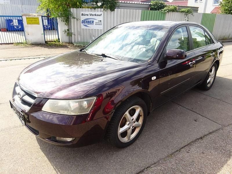 Rot Gebraucht 2005 Hyundai Sonata GLS Limousine | 1.250 € (Guter Preis) - Bild 1/4