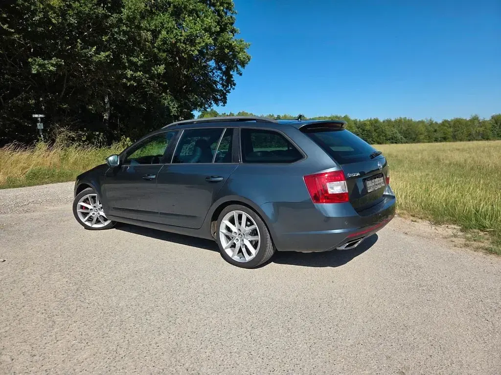 Gebraucht Skoda Octavia RS 184 PS (135 kW) 2016 Grau Kombi