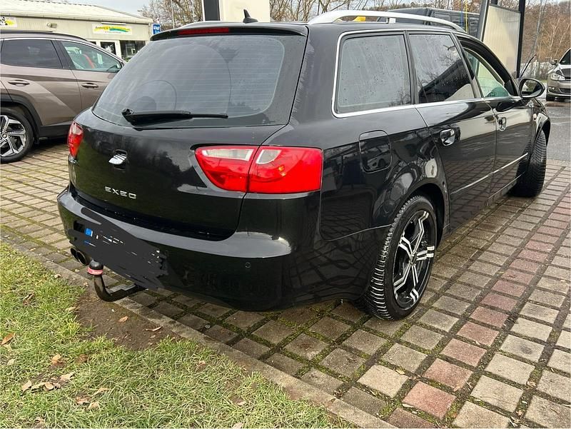 Second-hand Seat Exeo 143 CP (105 kW) 2009 Negru Break