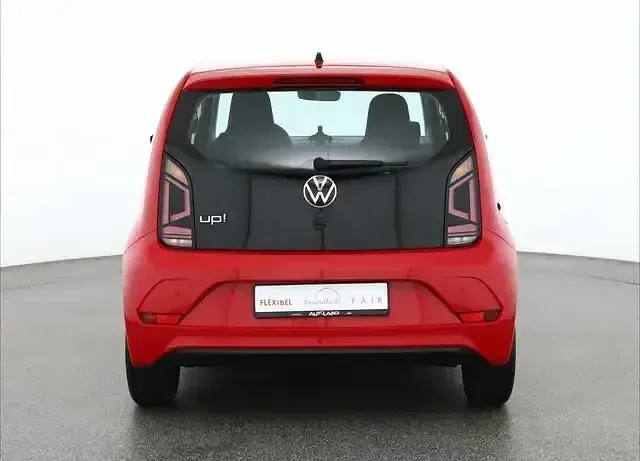 Second-hand VW up! 65 CP (47 kW) 2022 Roșu Hatchback