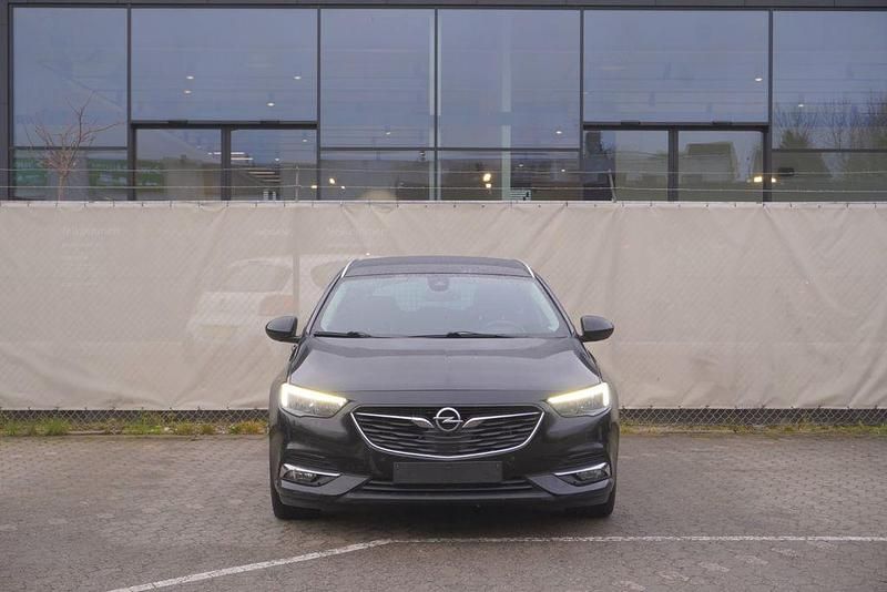 Gebraucht Opel Insignia 260 PS (191 kW) 2017 Schwarz Kombi