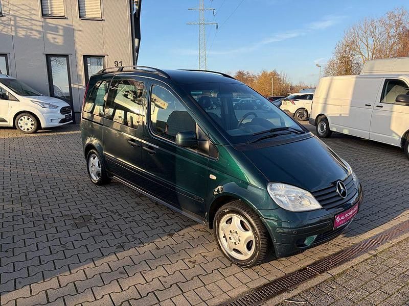 Gebraucht Mercedes Vaneo 102 PS (75 kW) 2004 Grün Van / Kleinbus