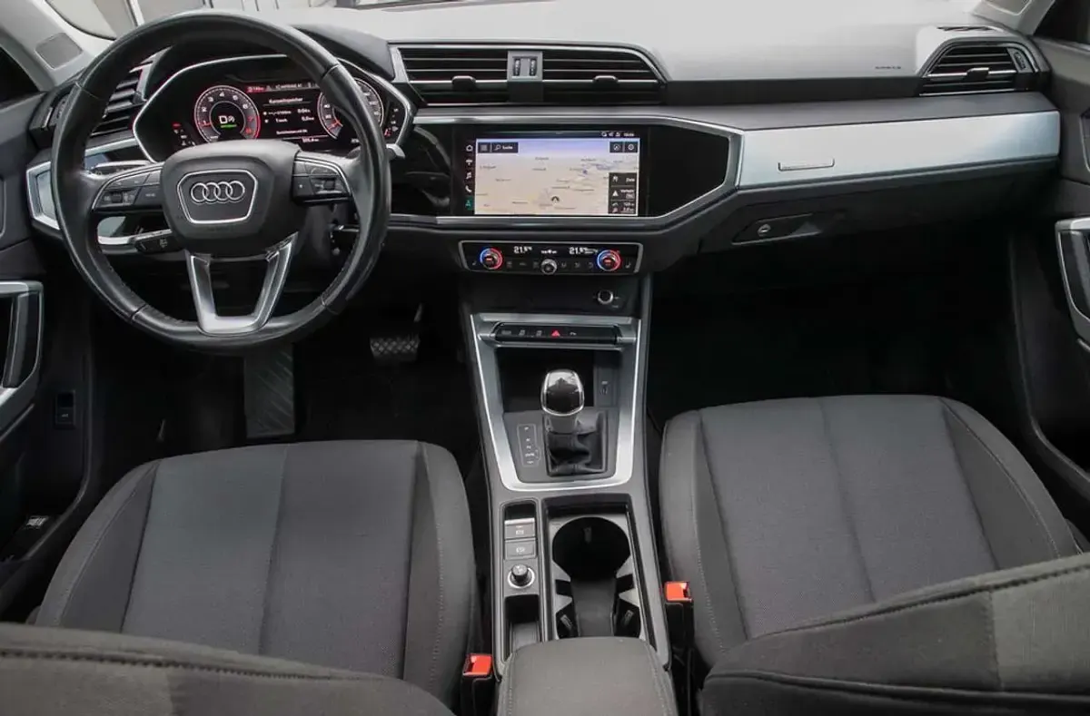 Gebraucht Audi Q3 190 PS (139 kW) 2019 Florettsilber SUV