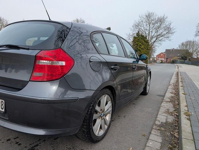 Gebraucht BMW 116 116 PS (85 kW) 2007 Grau Kleinwagen
