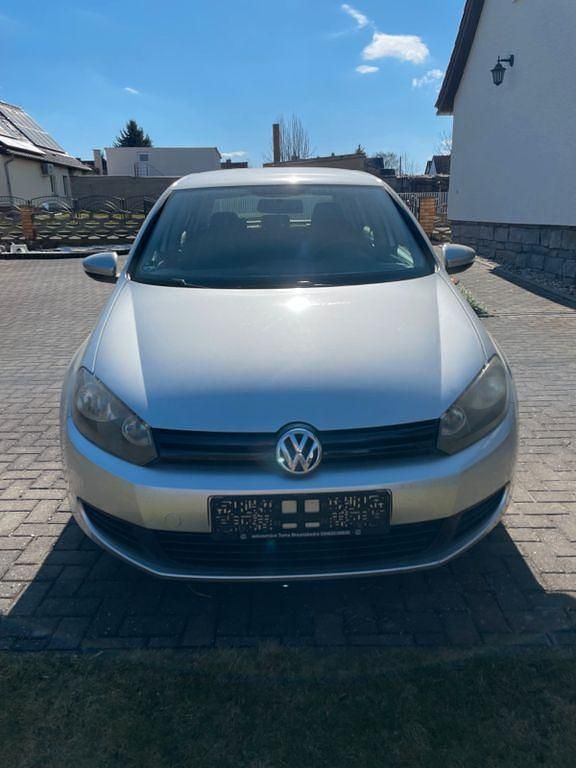 Gebraucht VW Golf VI Trendline 102 PS (75 kW) 2009 Silber Kleinwagen