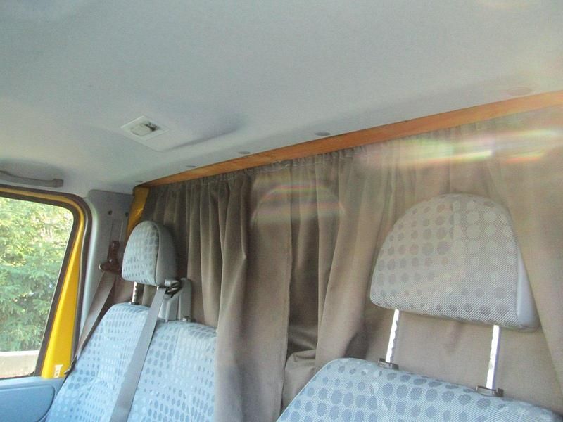 Second-hand Ford Transit 110 CP (80 kW) 2008 Galben Berlinǎ