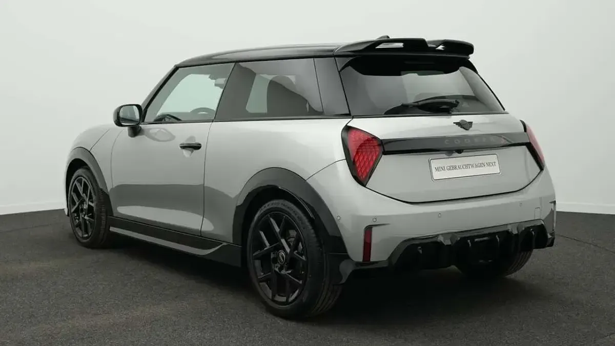 Gebraucht Mini John Cooper Works 204 PS (150 kW) 2025 Grau Kleinwagen