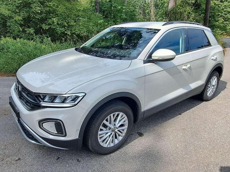 Grau Gebraucht 2023 VW T-Roc Life SUV | 20.900 € (Superpreis) - Bild 1/4