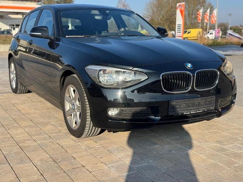 Gebraucht BMW 116 136 PS (100 kW) 2012 Schwarz Kleinwagen