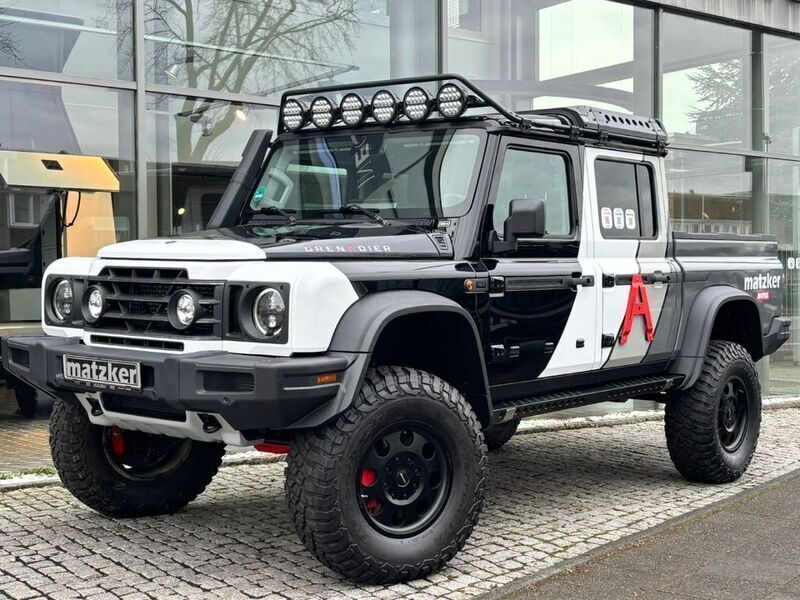 Gebraucht Ineos Grenadier 249 PS (183 kW) 2024 Schwarz SUV