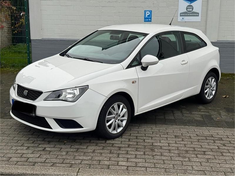 Weiß Gebraucht 2012 Seat Ibiza Kleinwagen | 4.250 € (Guter Preis) - Bild 1/4