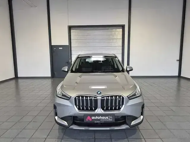 Gebraucht BMW iX1 Performance 230 kW (313 PS) 2023 Silber SUV