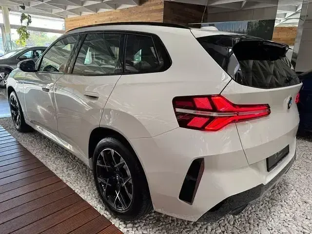 Gebraucht BMW X3 M Sport 197 PS (144 kW) 2025 Weiß SUV