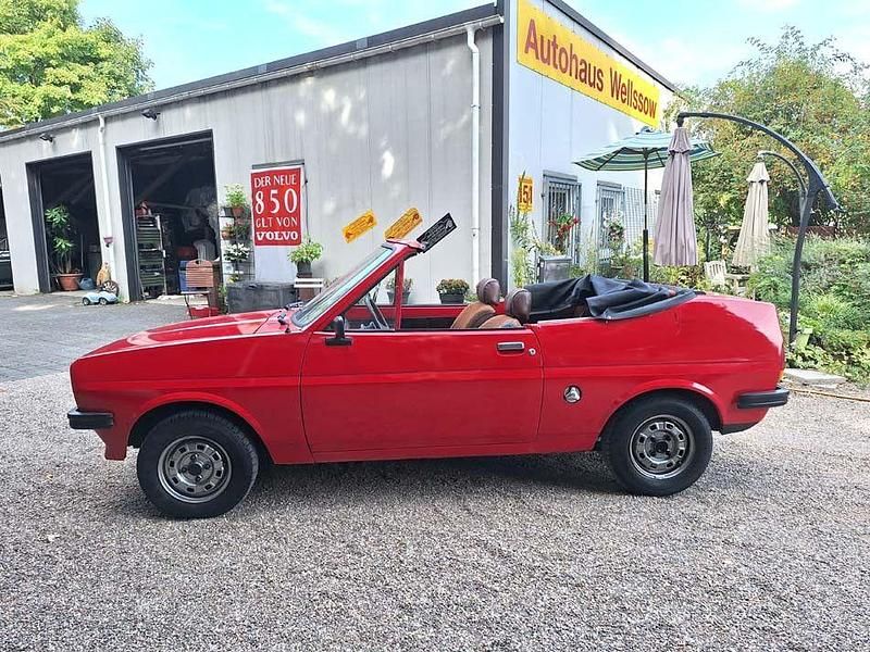 Rot Gebraucht 1979 Ford Fiesta Kleinwagen | 5.690 € - Bild 1/4