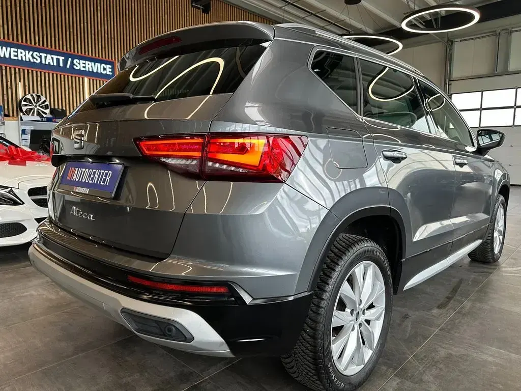 Usado Seat Ateca 150 CV (110 kW) 2025 Gris SUV