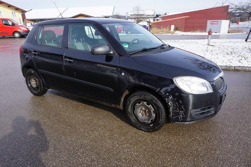 Gebraucht Skoda Fabia Cool Edition 69 PS (50 kW) 2010 Schwarz Limousine