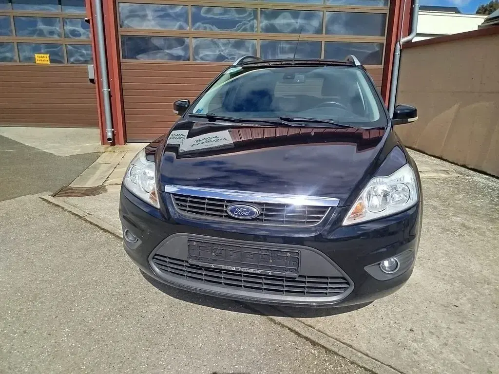 Brugt Ford Focus Viva 101 HK (74 kW) 2010 Sort Sedan