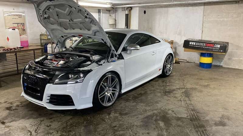 Grau Gebraucht 2010 Audi TT RS Sport Coupé | 32.499 € (Fairer Preis) - Bild 1/4
