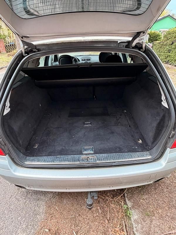 Używany Mercedes E280 Avantgarde 190 KM (139 kW) 2007 Srebrny Kombi