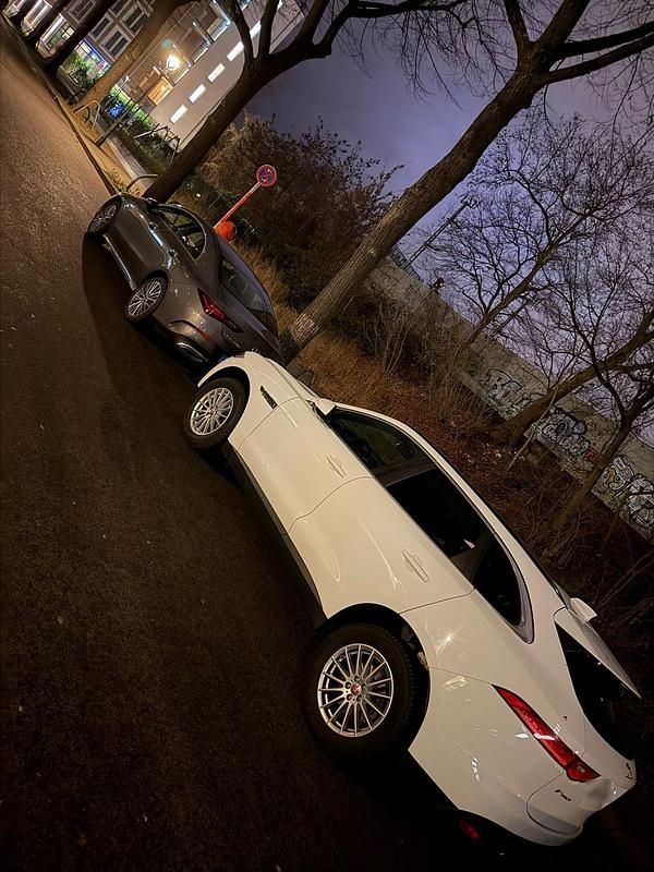 Gebraucht Jaguar S-Type S 184 PS (135 kW) 2017 Weiß Limousine