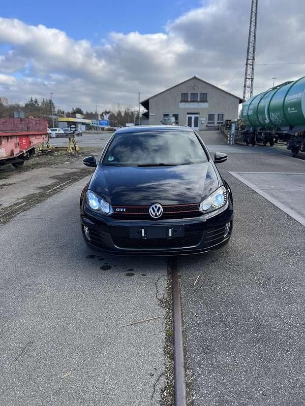 Gebraucht VW Golf VII GTI 211 PS (155 kW) 2012 Limousine