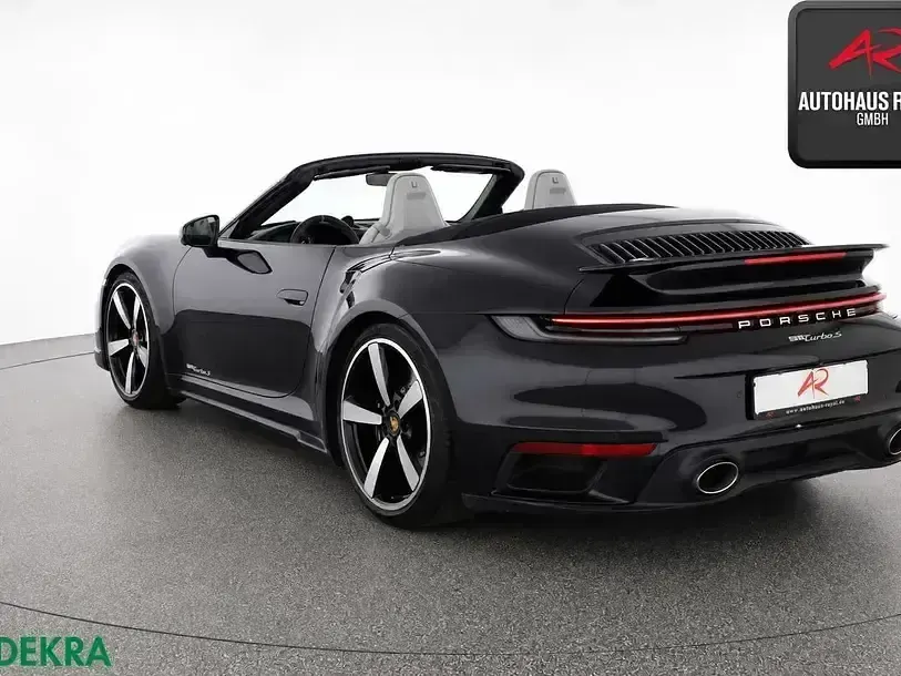 Gebraucht Porsche 911 Turbo S Cabriolet 710 PS (522 kW) 2021 Tiefschwarz Cabrio