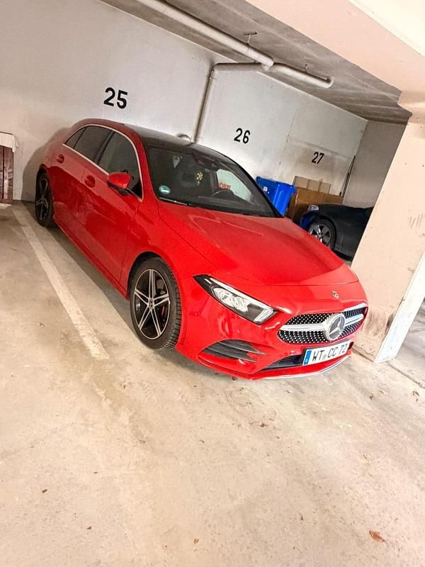 Rot Gebraucht 2018 Mercedes A250 AMG Limousine | 24.000 € (Guter Preis) - Bild 1/4