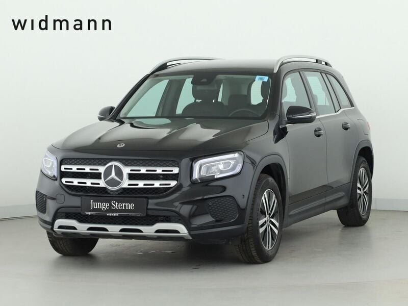 Metalliclack kosmosschwarz Gebraucht 2021 Mercedes GLB220 Style SUV | 34.850 € (Fairer Preis) - Bild 1/4