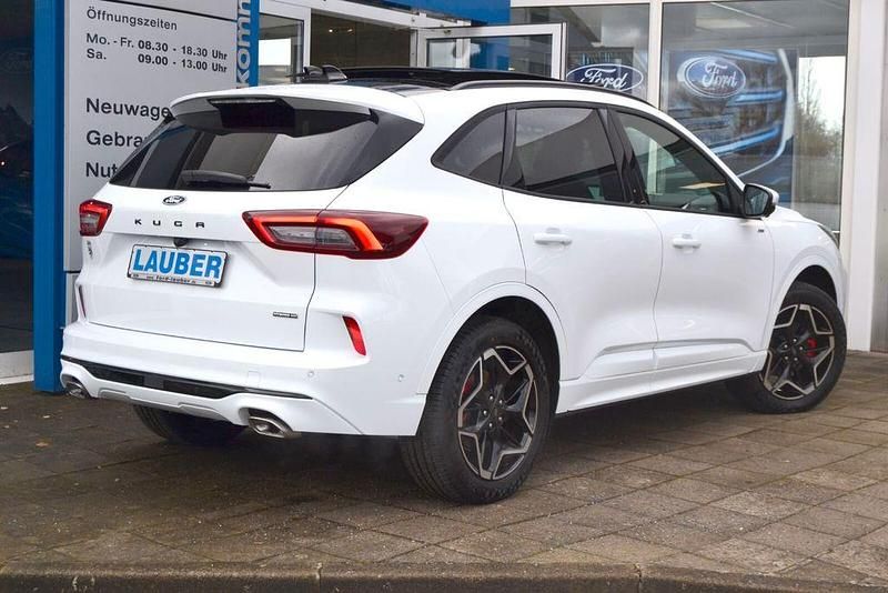 Neu Ford Kuga ST-Line X 184 PS (135 kW) 2025 Frostweiss SUV