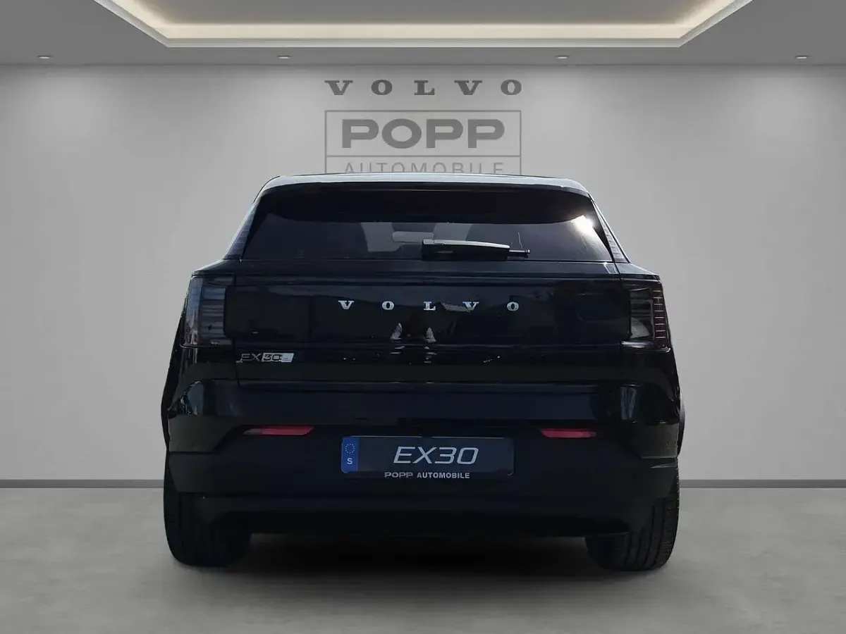 Neu Volvo EX30 Ultra 314 kW (428 PS) 2026 Onyx black SUV