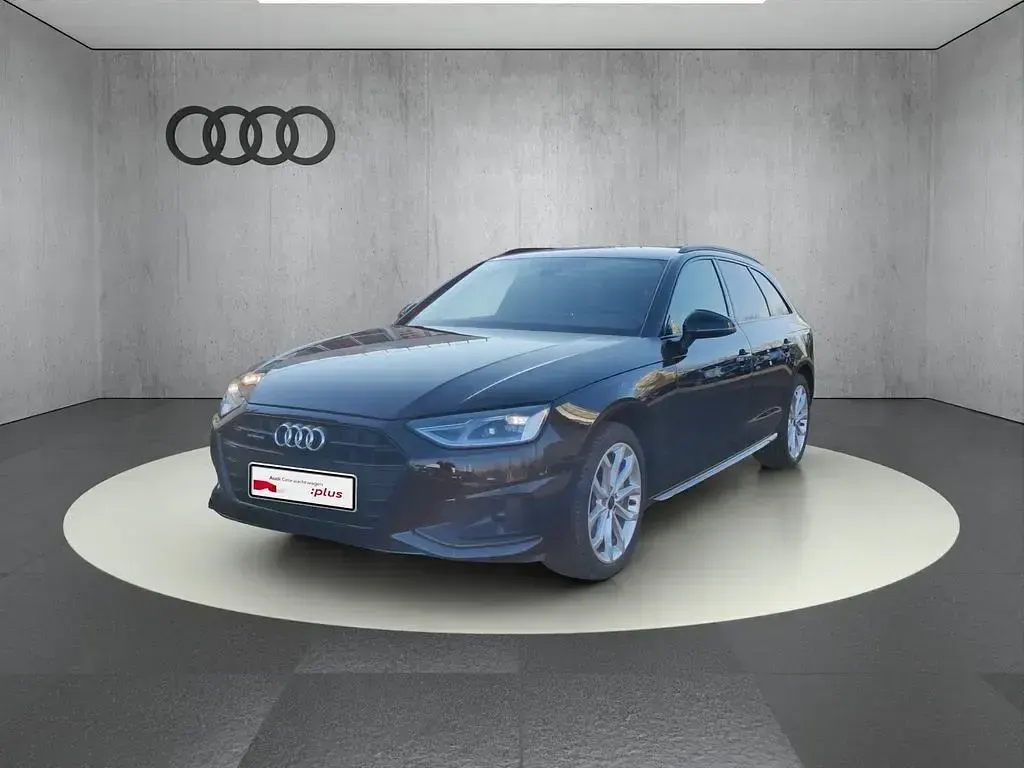Gebraucht Audi A4 Advanced Plus 204 PS (150 kW) 2024 Schwarz Kombi
