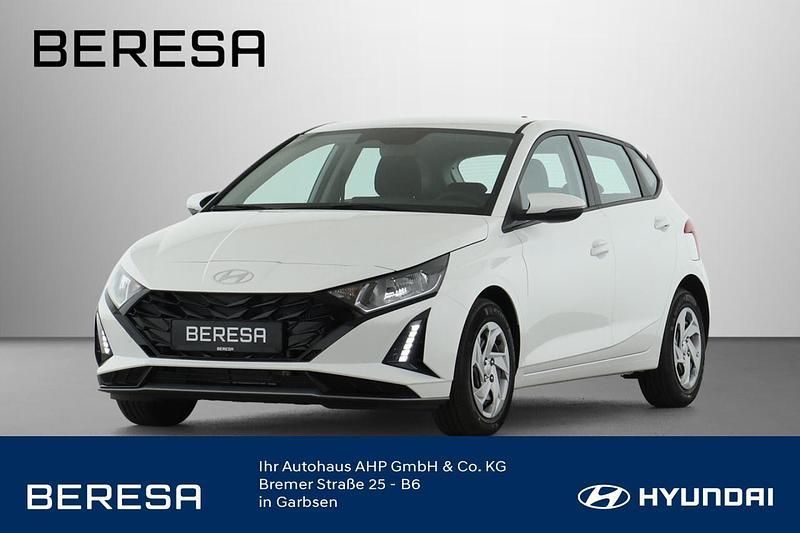 Andere Gebraucht 2025 Hyundai i20 Select Limousine | 20.990 € (Teuer) - Bild 1/4