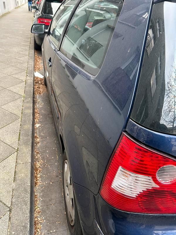 Blau Gebraucht 2002 VW Polo Kleinwagen | 3.300 € (Fairer Preis) - Bild 1/4