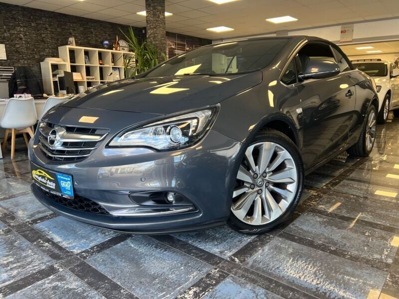 Grau Gebraucht 2015 Opel Cascada Innovation Cabrio | 12.990 € (Fairer Preis) - Bild 1/4