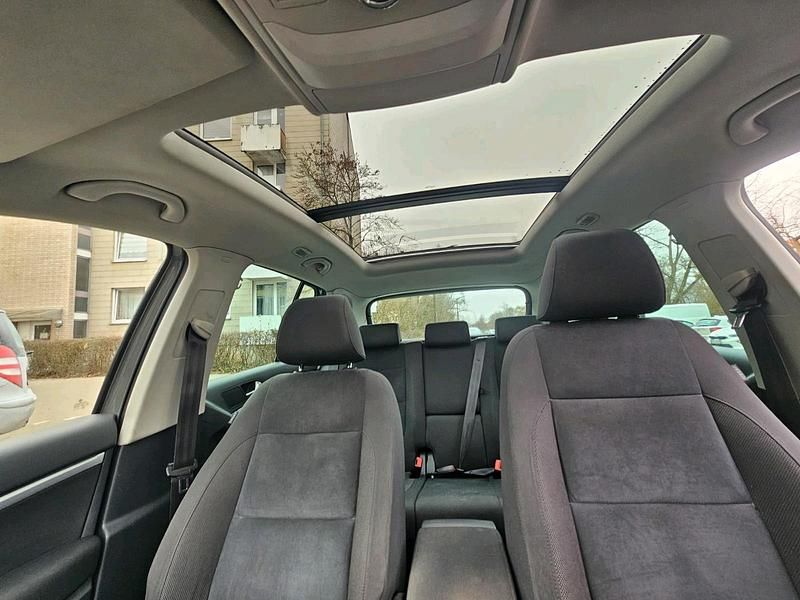 Gebraucht VW Tiguan 140 PS (102 kW) 2012 Grau SUV