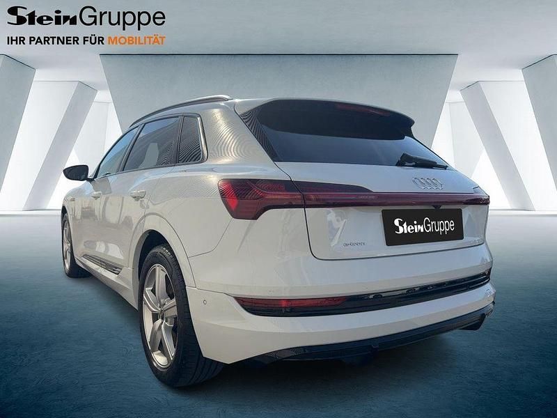 Gebraucht Audi e-tron S-Line 230 kW (313 PS) 2021 Weiß SUV