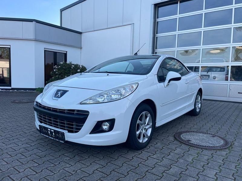 Weiß Gebraucht 2015 Peugeot 207 CC Active Cabrio | 4.790 € (Teuer) - Bild 1/4