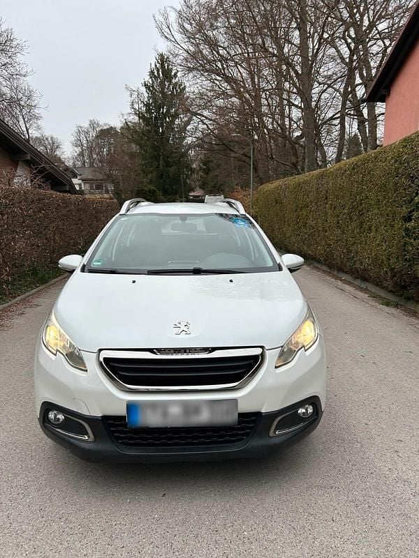 Gebraucht Peugeot 2008 68 PS (50 kW) 2014 Weiß SUV