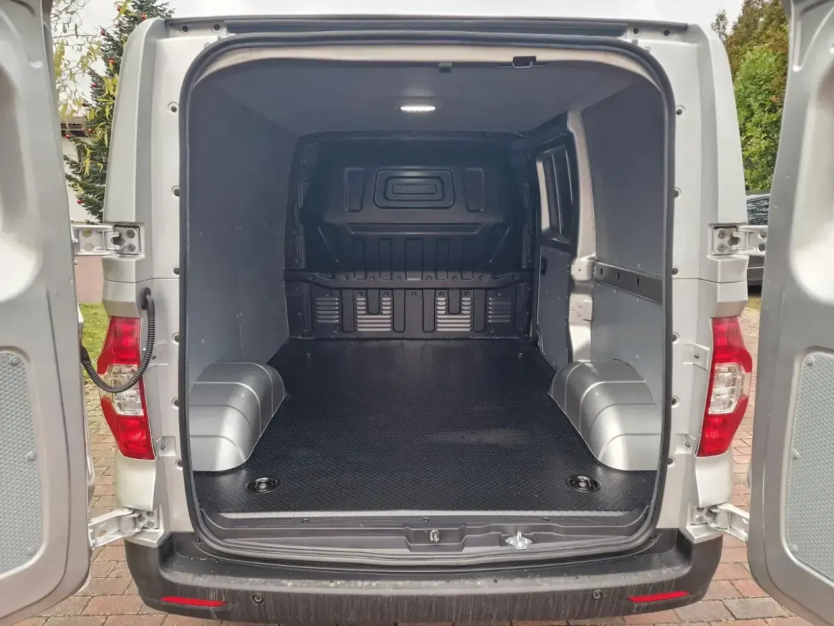 Brugt Maxus eDeliver 3 117 kW (160 HK) 2024 Van