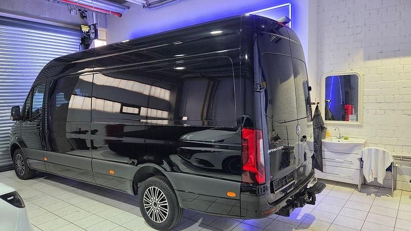 Gebraucht Mercedes Sprinter 190 PS (139 kW) 2023 Obsidianschwarz metallic Van