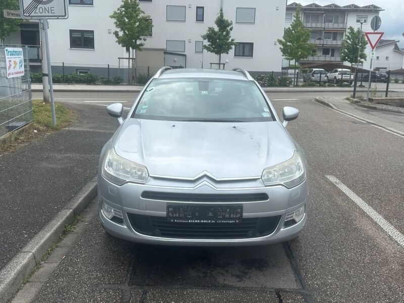 Grau Gebraucht 2008 Citroën C5 Comfort Kombi | 2.290 € (Teuer) - Bild 1/4